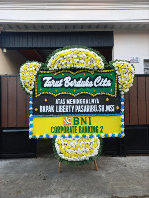 Papan Bunga Duka di Cigoong